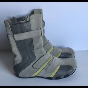 Diesel Mankato Booties/ Gray/Size 6.5